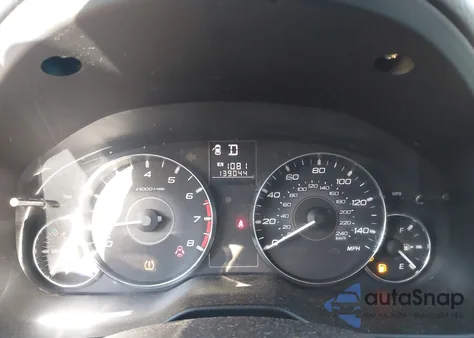 2011 Subaru Outback 2.5I Limited из США, поврежденный, VIN 4S4BRCKC5B3378819